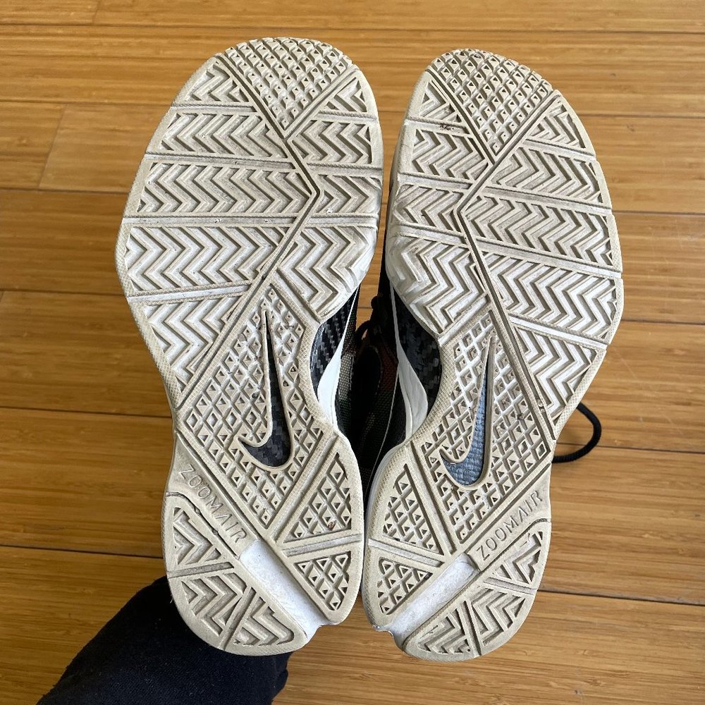 NIKE x UNDEFEATED KOBE 1 PROTRO SNEAKERS - Picture 7 of 8